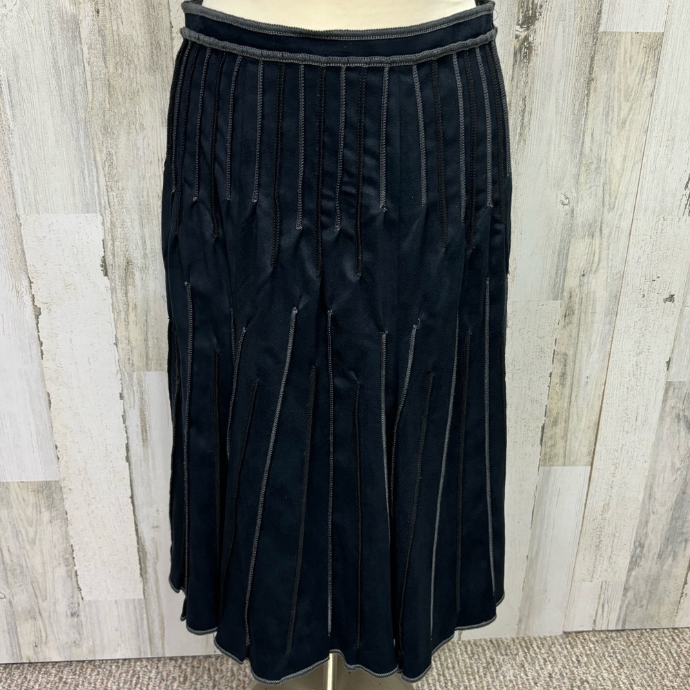 Yansi Fugel Ultrasuede Topstitched Gored Skirt‎